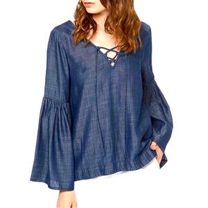 Sanctuary Lila Top w/bell sleeves